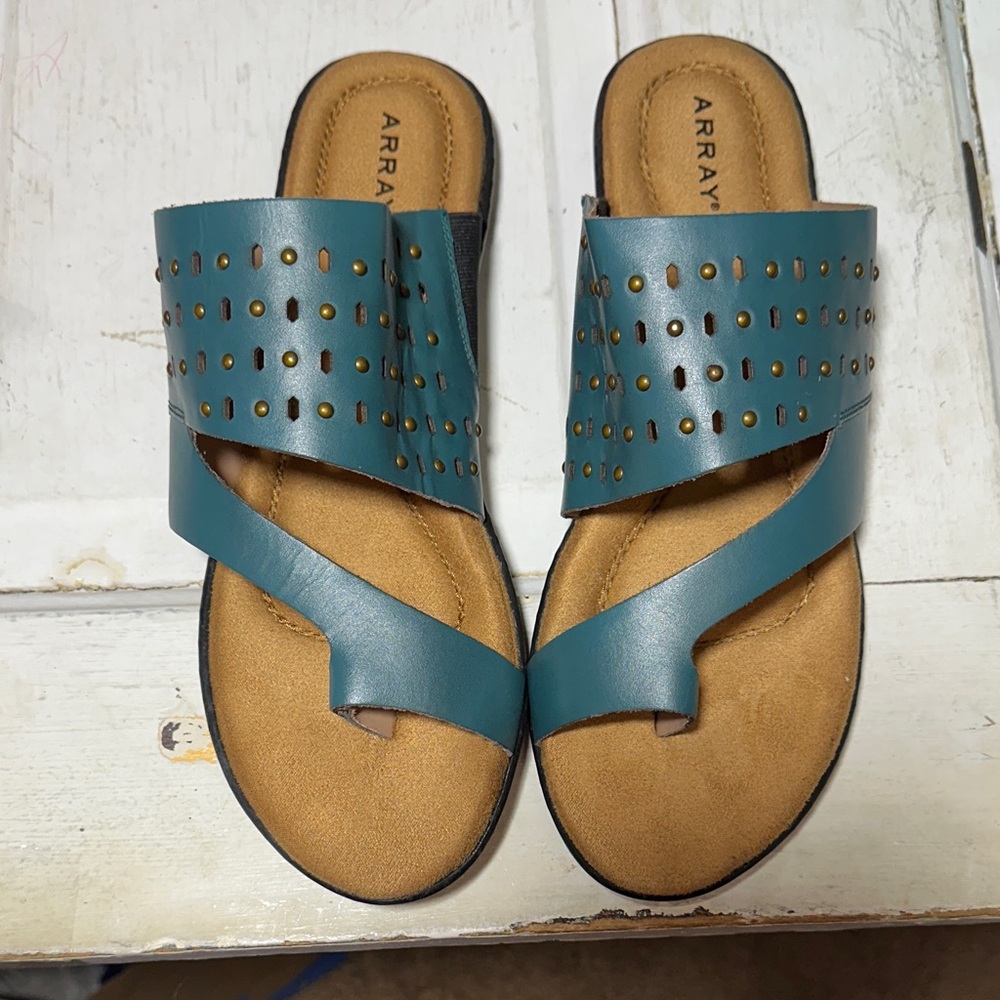 Array Leather Perforated Slide Sandals - Picture 2 of 4